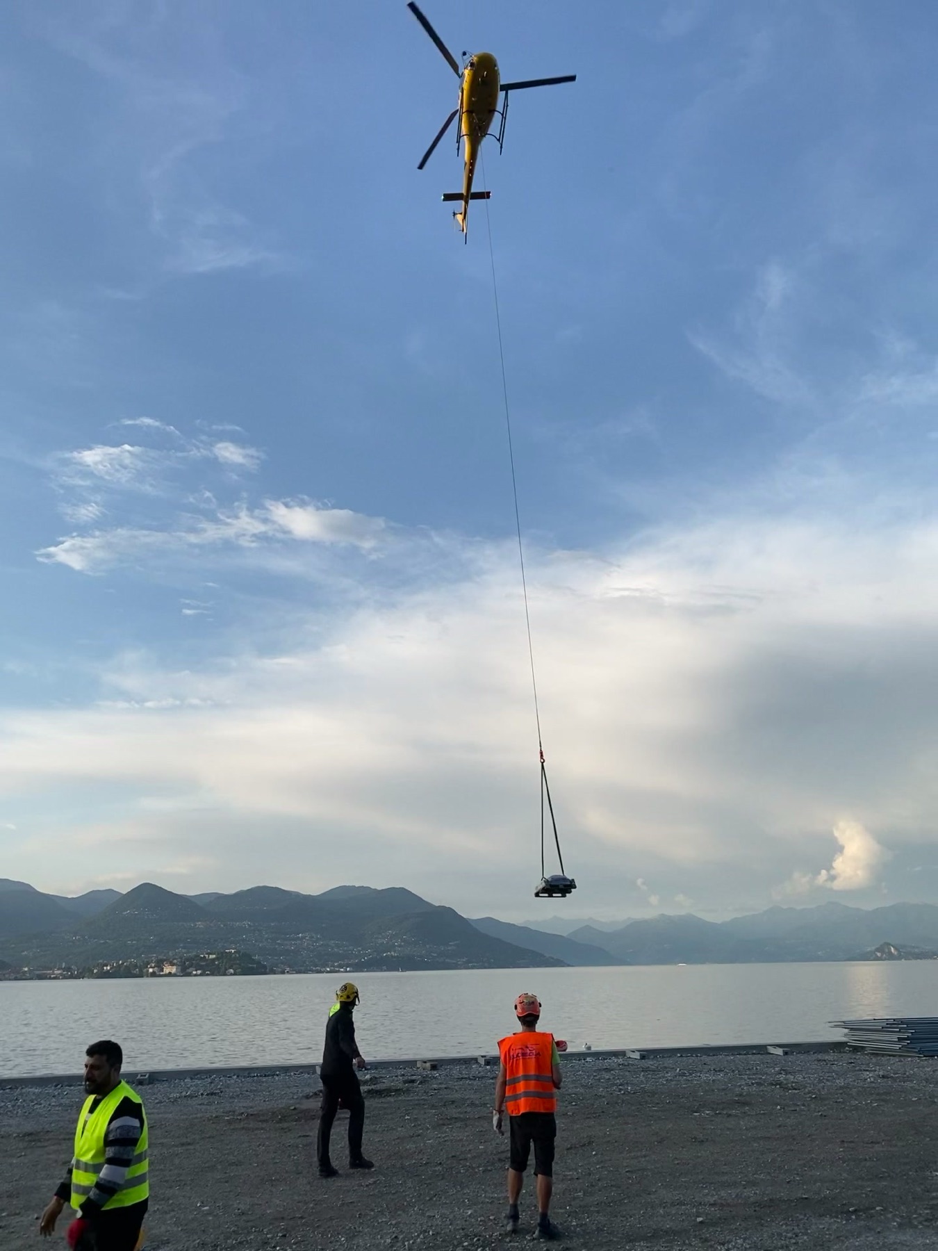 Louis Vuitton at Isola Bella drone show — photo 1