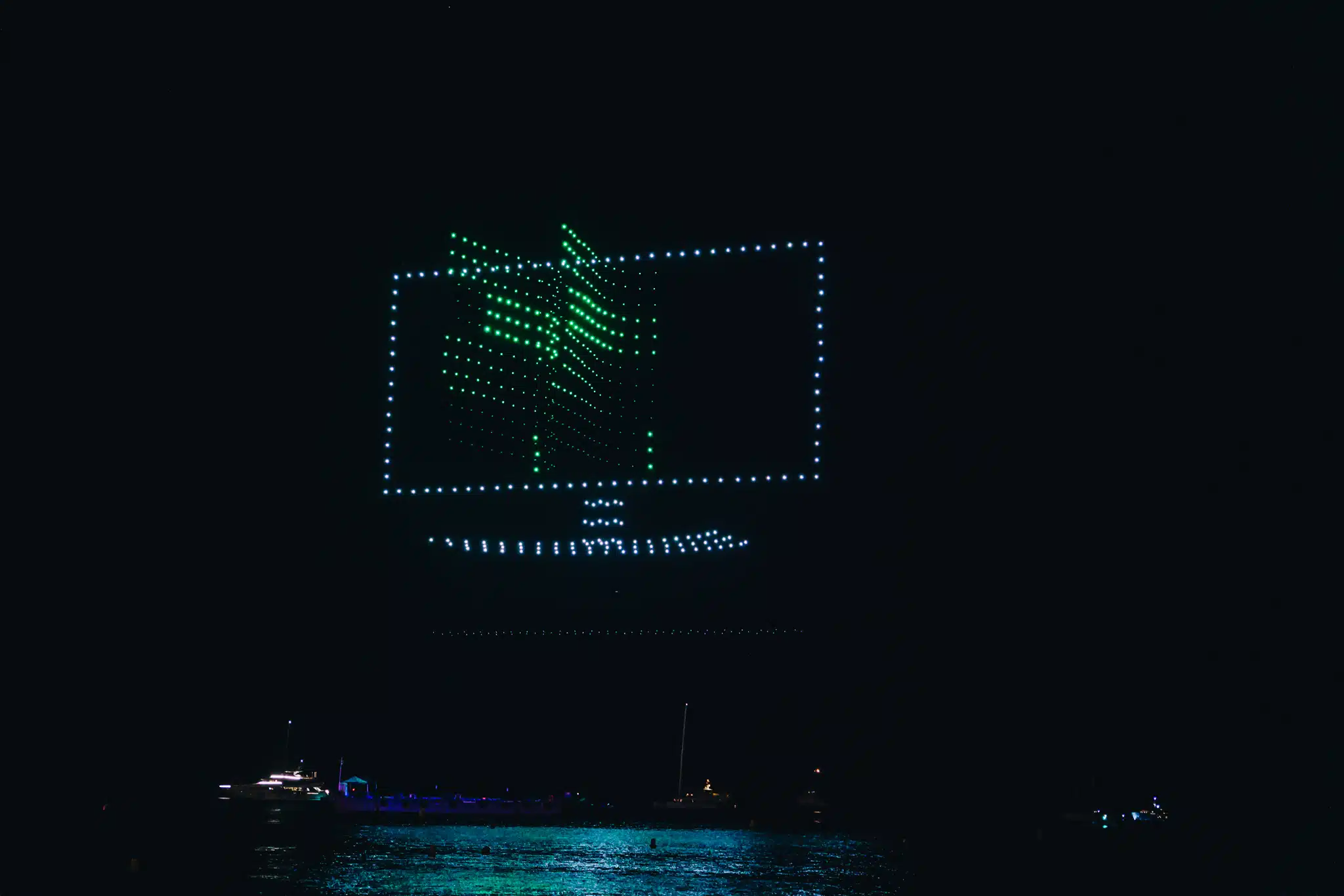 Spectacle de drones KARGO Cannes Lions Festival — photo 1