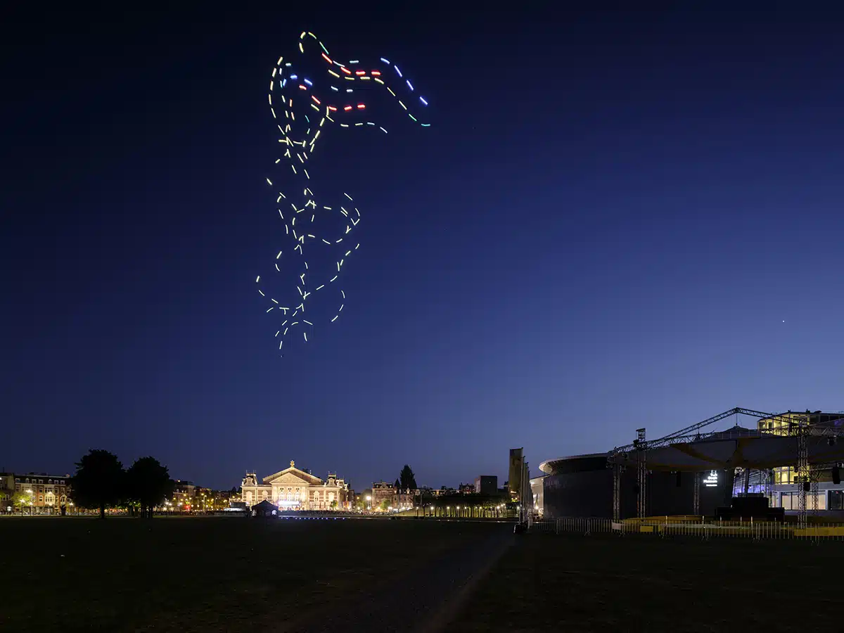 Espectáculo de drones 50 años del Museo Van Gogh: foto 3