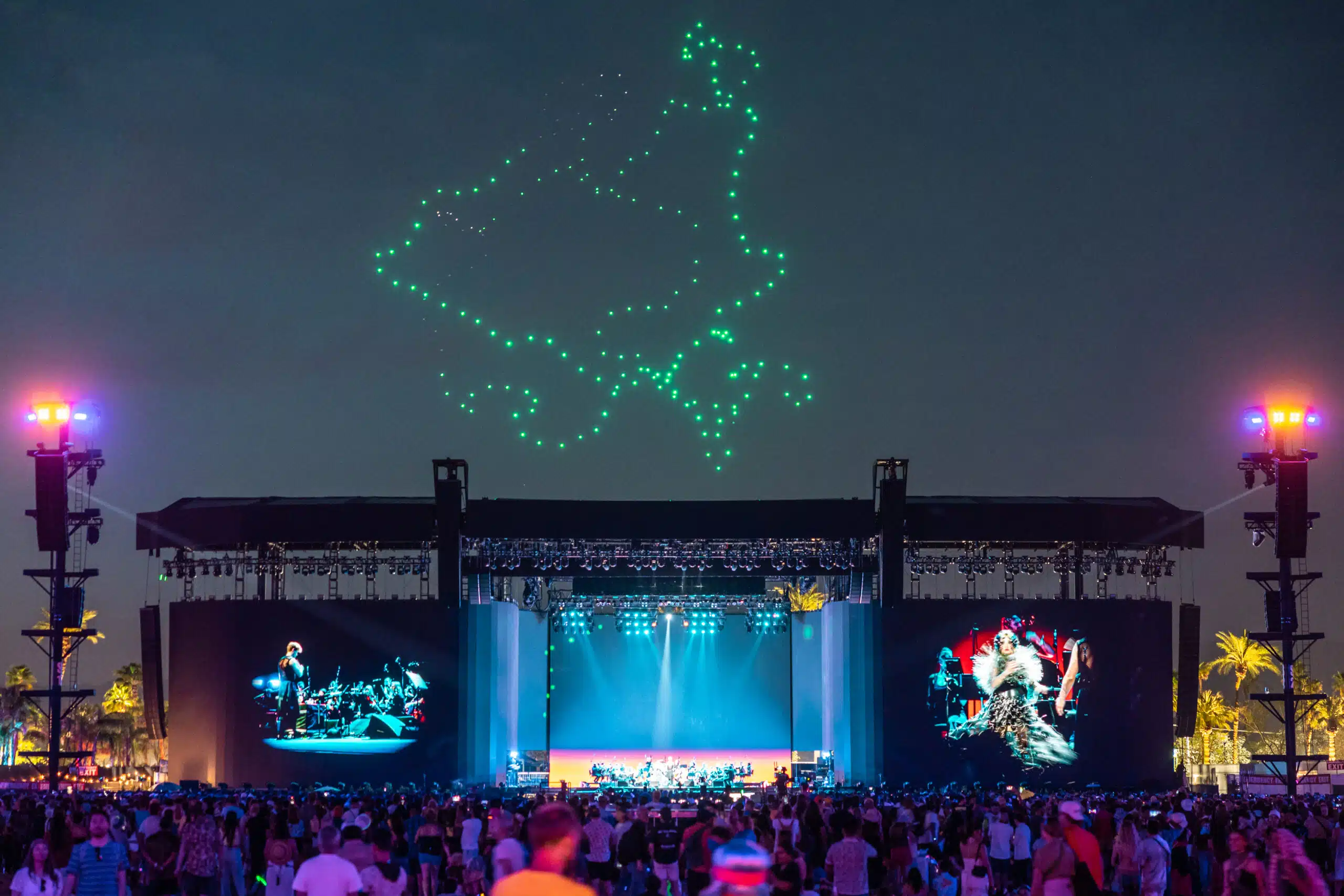 Espectáculo de drones Björk en Coachella: foto 2