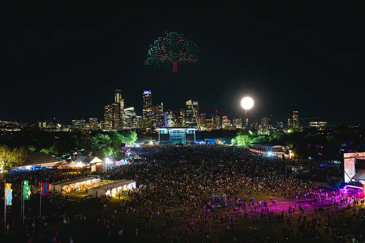 Spectacle de drones Austin City Limits ACL Festival — photo 1