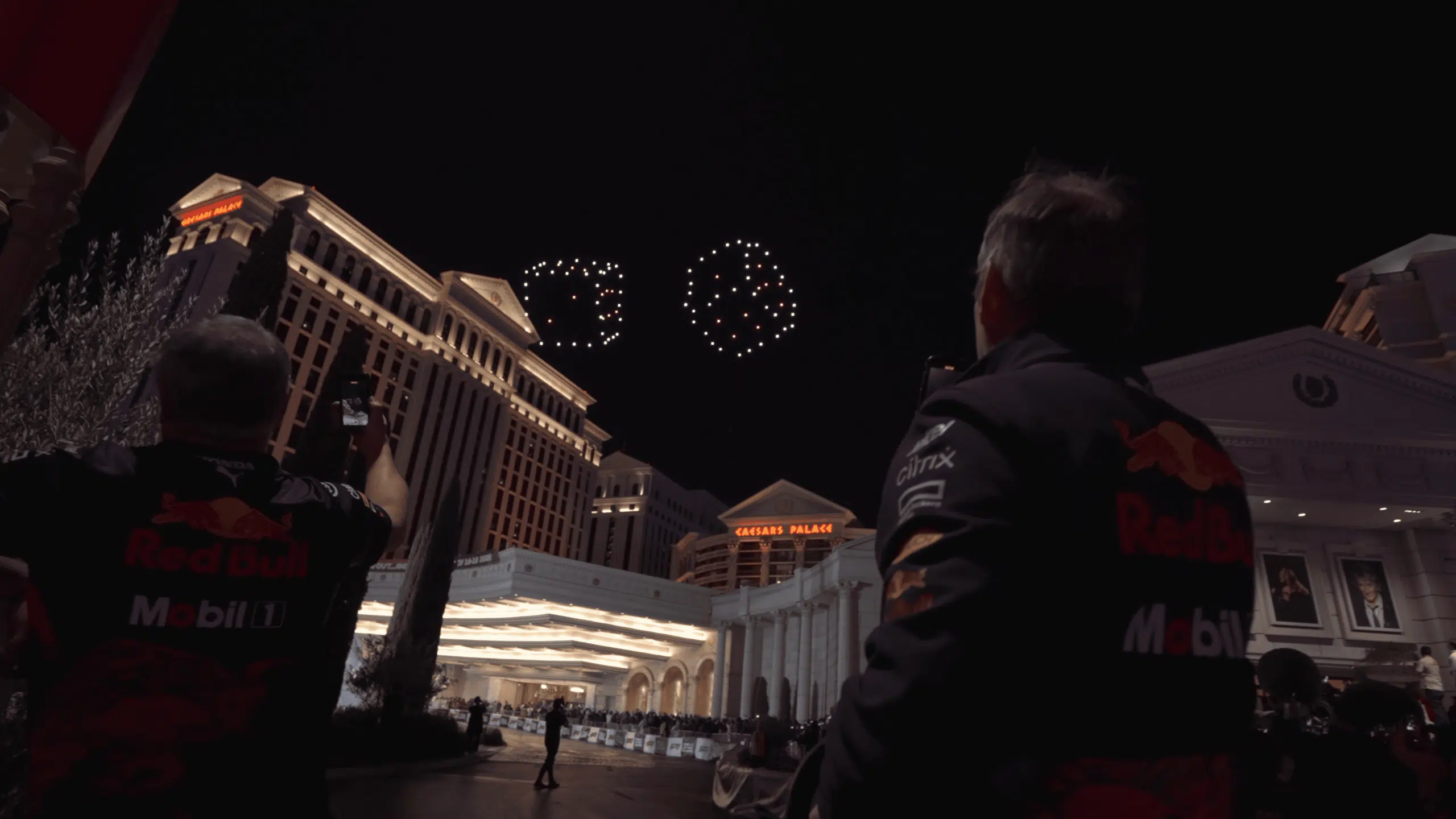 Espectáculo de drones Fiesta de lanzamiento de Formula 1 en Las Vegas: foto 4